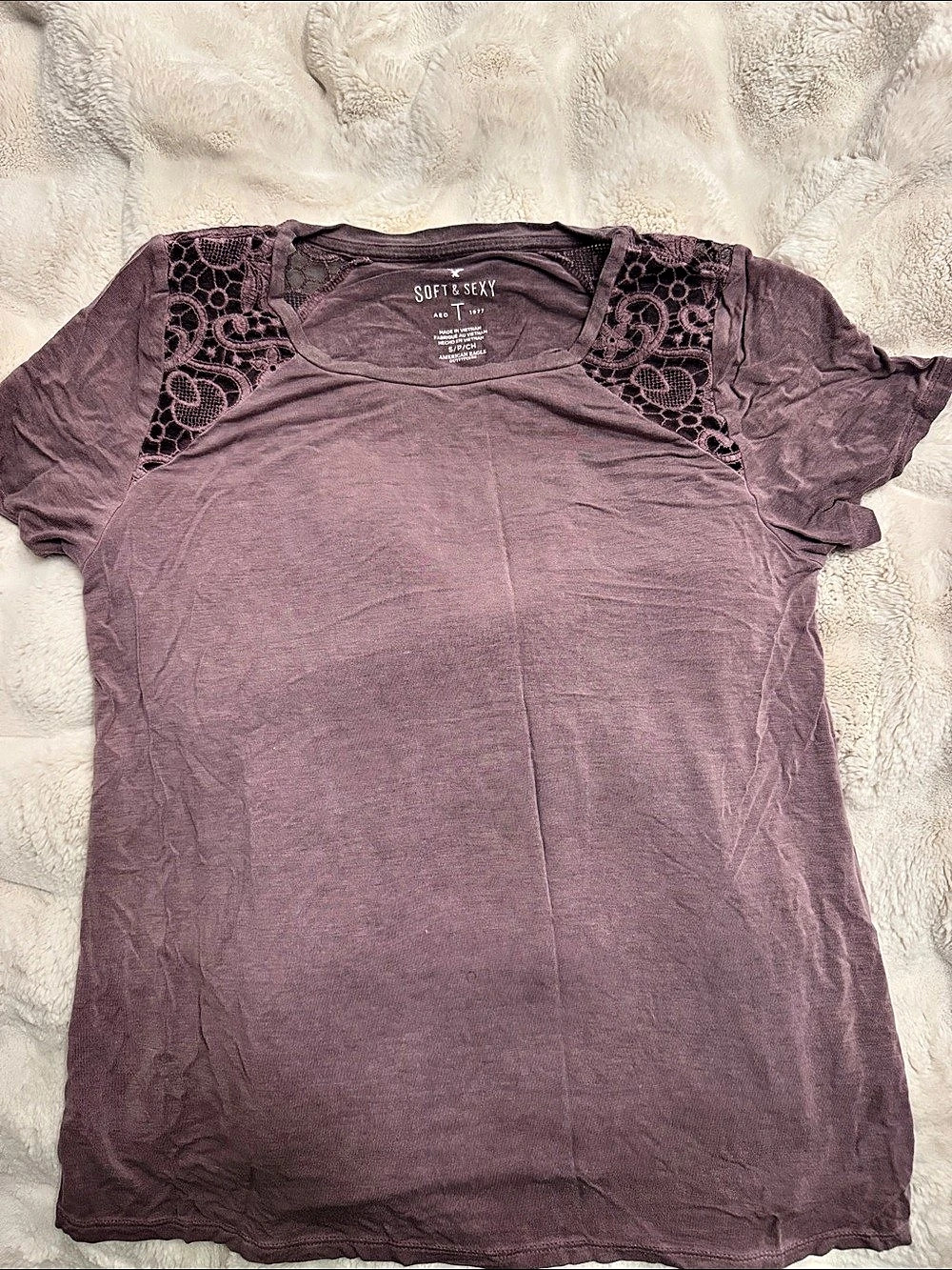 American Eagle Outfitters Soft & Sexy Lace Shoulder Tee Purple Small